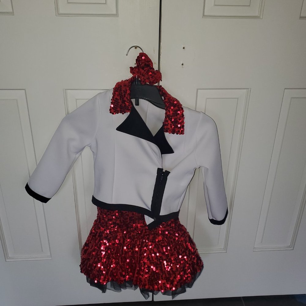 Weissman's 80's style dance outfit - Medium Child Size